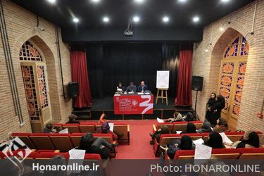 نشست مدیران یازدهمین جشنواره هنرهای تجسمی فجر با مدیران و نمایندگان گالری‌ها