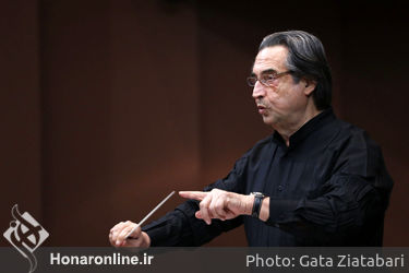 تمرین اجرای مشترک ارکستر ایتالیا و ارکستر سمفونیک تهران به رهبری ریکاردو موتی