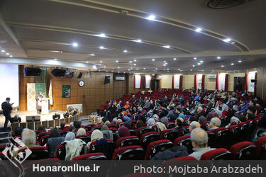 مراسم رونمایی از فرهنگنامه کودکان و نوجوانان