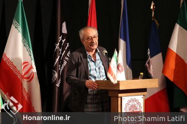 جایزه بین المللی عکس پنج و بزرگداشت عباس کیارستمی در موزه سینما