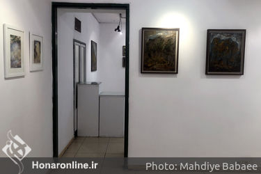 نمایشگاه نقاشی ابراهیم اکبری‌گرز در گالری هفت ثمر