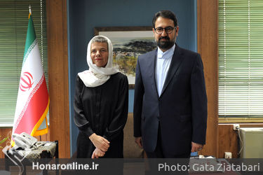 دیدار معاون امور هنری وزارت فرهنگ و ارشاد با مدیر شهرک بین‌المللی هنرهای پاریس