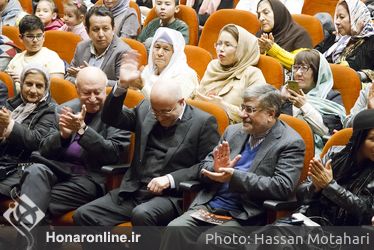 اولین  اجرای رپرتواری ازموسیقی محلی قزاقستان توسط گروه"ساری آرقا"  در فرهنگسرای نیاوران 