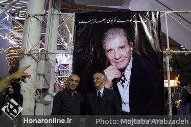 مراسم يادبود مرحوم نادر گلچين در مسجد جامع شهرك غرب