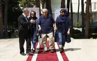 The last presence of Nosratollah Vahdat on Red Carpet