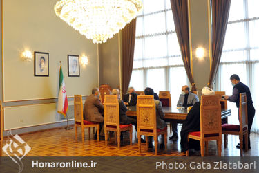 «نشست آشنایی با فرهنگ و هنرهای نمایش تاجیکستان»  در تالار وحدت