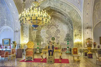 کاخ گلستان تهران؛ ترکیب هنر و معماری شرق و غرب | ۱۰ تور مجازی برای بازدید از بناهای شگفت‌انگیز جهان