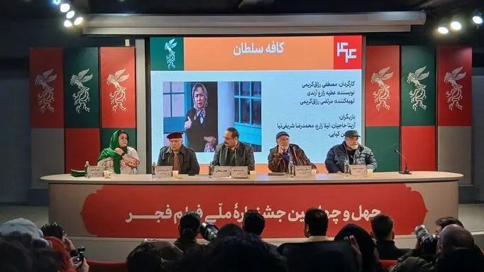  شریفی‌نیا: دوقطبی شدن جامعه برایمان خوب نیست