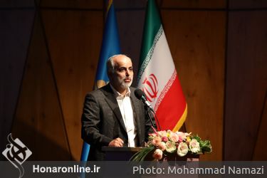 مراسم رونمایی از کتاب «دنیای شیشه‌ای ۲» در تالار رودکی
