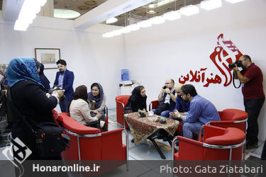 غرفه هنرآنلاین در پنجمین روز بیست و سومین نمایشگاه مطبوعات