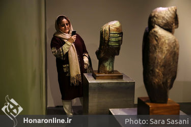نمایشگاه مجسمه‌های سیمین اکرامی در گالری دیلمان
