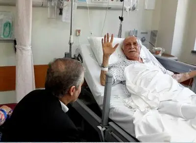 داریوش اسدزاده در بستر بیماری /  عیادت مدیرعامل موسسه هنرمندان پیشکسوت از دو هنرمند باسابقه کشور
