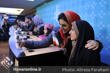 نشست خبری فیلم سینمایی انزوا در روز پنجم جشنواره فیلم فجر در کاخ جشنواره (9)