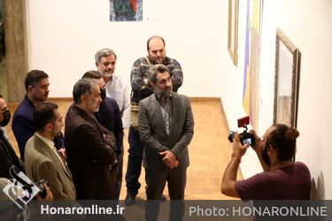 افتتاحیه نمایشگاه آثار منتخب هنرمندان به مناسبت دهه امامت و ولایت