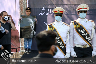مراسم خاکسپاری زنده یاد محمد‌علی کشاورز