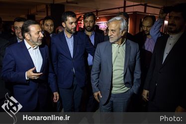 نمایشگاه عکس و گرافیک «دوباره ایران» در فرهنگستان هنر