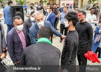 بازدید محمود سالاری معاون امور هنری وزارت فرهنگ و ارشاد اسلامی از اجراهای ویژه برنامه هفته هنر انقلاب اسلامی در تئاتر شهر