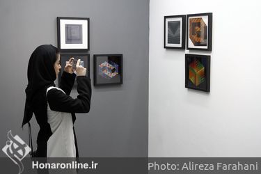 نمایشگاه سری‌گرافى‌هاى ویکتور وازارلى در گالری ثالث
