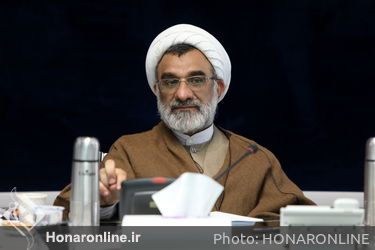 نشست دبیر عالی شورای انقلاب فرهنگی با تعدادی از هنرمندان تئاتر
