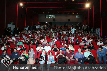 اکران فیلم سینمایی «بیست و یک روز بعد» در پردیس ملت 