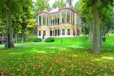 باغ کاخ نیاوران از امروز باز می‌شود