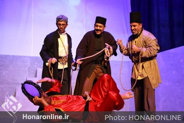 افتتاحیه نمایش "چشم به راه میرغضب" در تماشاخانه سنگلج