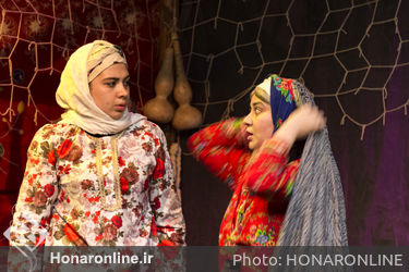 نمایش "زنان بیشه گل" در تالار چهارسو
