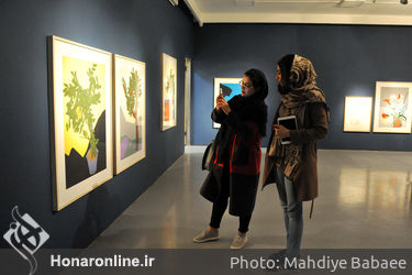 نمایشگاه آثار پروانه اعتمادی در گالری طراحان آزاد