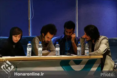 نمایشنامه خوانی نمایش "رقص هانتینگتن"