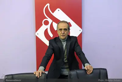 نویسندگانی که در کمدی و تراژدی مثل دوربین مخفی به زندگی مردم نگاه کردند / روایت منصور خلج از مجموعه سه جلدی "درام‎نویسان جهان" 