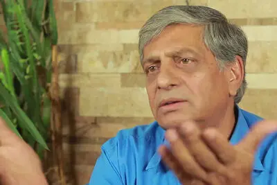 Documentarians Need to Raise Awareness of Coronavirus: Filmmaker 