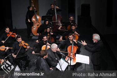 کنسرت «وداع» با صدای «حسام الدین سراج» در تالار وحدت