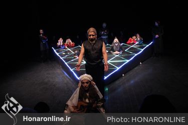 نمایش " هامان کشان " در تالار حافظ