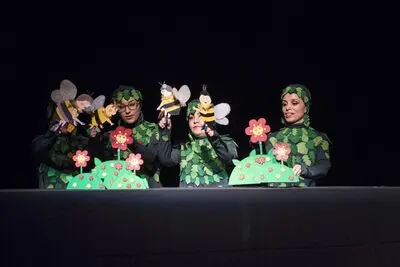 تصویرسازی‌ به کمک عنصر فانتزی / نگاهی به نمایش "مزه‌ی دروغ تلخه" نوشته‌ بهرام جلالی‌پور و کارگردانی سمیرا یزدان‌پژوه

