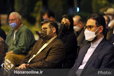 نشست صمیمانه هنرمندان و فعالان هنرهای تجسمی با وزیر فرهنگ و ارشاد اسلامی(2)