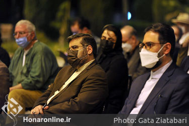نشست صمیمانه هنرمندان و فعالان هنرهای تجسمی با وزیر فرهنگ و ارشاد اسلامی(2)