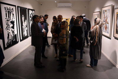 "درنگ فرم و رنگ" در گالری فرمانفرما به نمایش در می آید