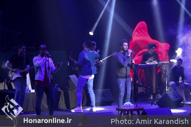 کنسرت گروه " ماکان بند " در جشنواره موسیقی فجر