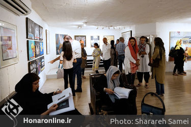 نمایشگاه گروهی از مجموعه شخصی سه مجموعه دار در گالری سیحون2