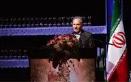 شهردار تهران: قرارداد خرید تئاتر نصر به امضا رسید / مزیت تئاتر نفوذ عمیق و معنوی به ناخودآگاه روح انسان‌هاست / گزارش اختتامیه و اعلام برگزیدگان ششمین جشنواره تئاترشهر
