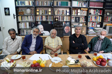 نشست حجت‌الاسلام احمد مازنی، عضو کمیسیون فرهنگی مجلس شورای اسلامی با اعضای خانه تئاتر