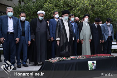 اقامه نماز بر پیکر حجت‌‌‌الاسلام و المسلمین دعایی