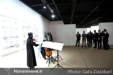 بازدید از "نمایشگاه ارمغان" و "عکس مفهومی" در موزه هنرهای معاصر 