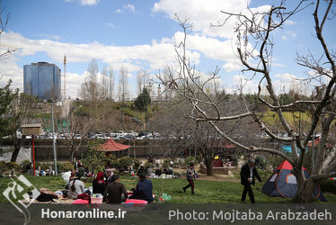 روز طبیعت در بوستان آب آتش تهران