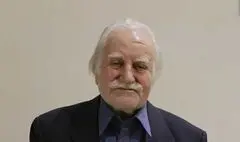 محمود فرشچیان خطاب به جوانان: به ادبیات عشق بورزید
