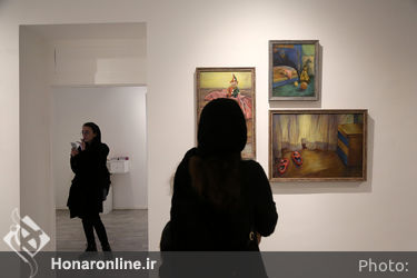 افتتاحیه نمایشگاه نقاشی‌های سوسن اتحاد در گالری هپتا
