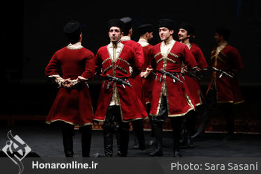 دومین روز چهارمین فستیوال موسیقی نواحی آینه دار