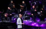  Alireza Ghorbani performs 