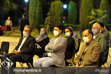نشست صمیمانه هنرمندان و فعالان هنرهای تجسمی با وزیر فرهنگ و ارشاد اسلامی(1)