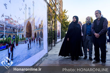 نمایشگاه عکس حمید فروتن با عنوان «طهران» در برج میلاد تهران